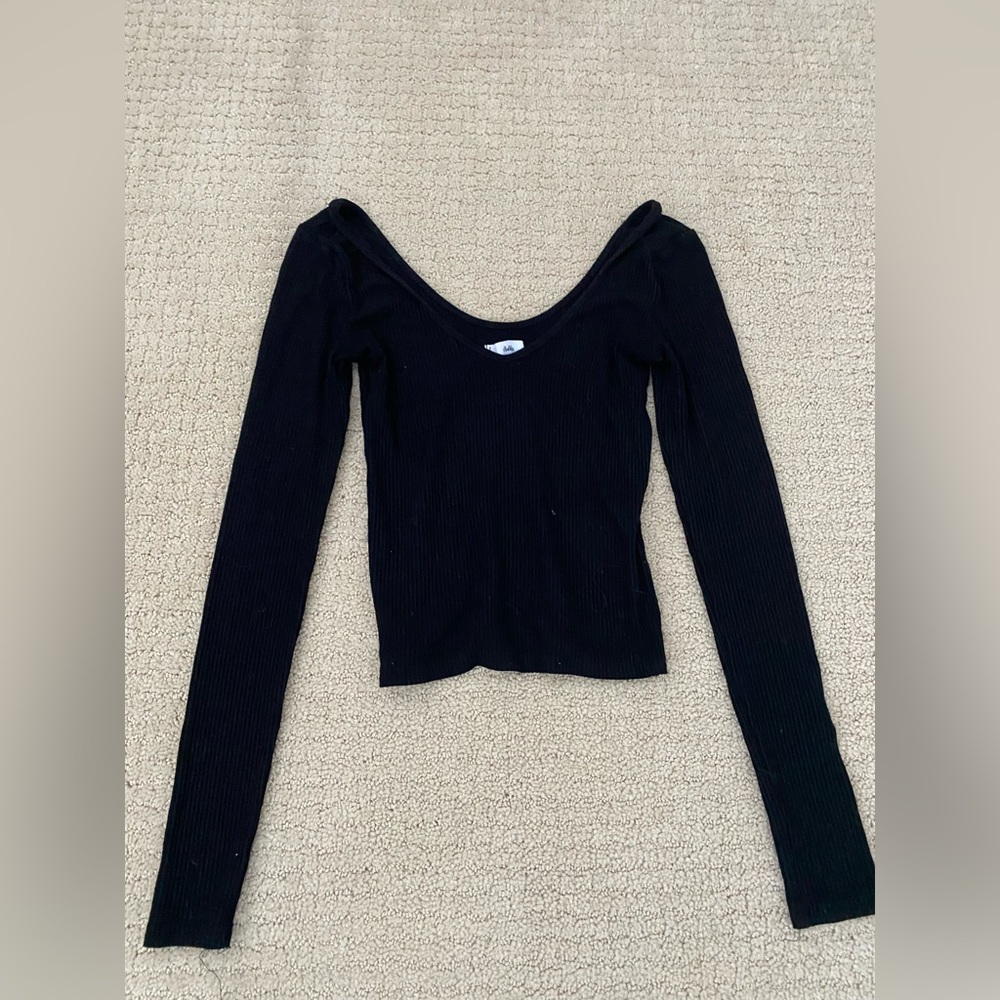 adika black shirt